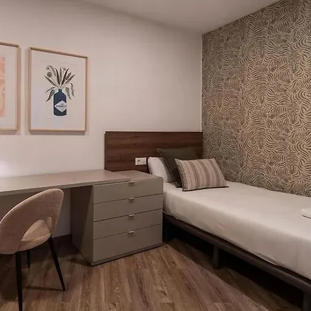 Apartmán Spacious 4-Bedroom Apartment In The Center Of Prague